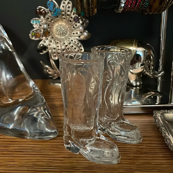 Pair of Boots Shot Glasses - Picture 2 of 6
